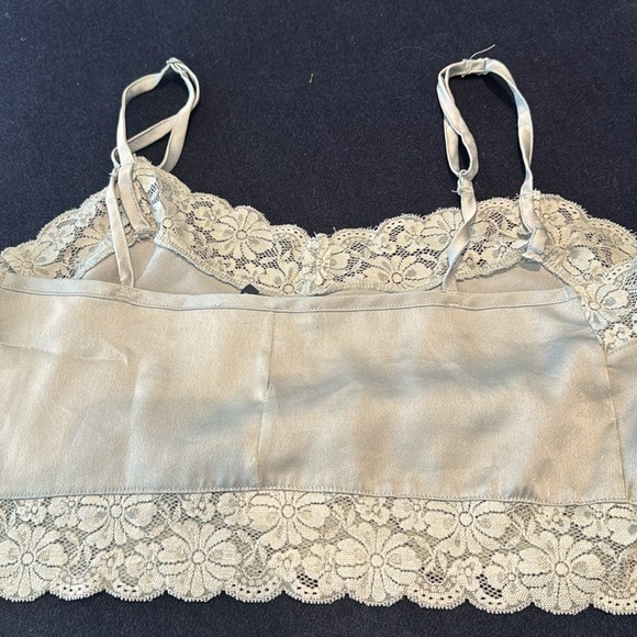 Brandy Melville crop top - Picture 4 of 4